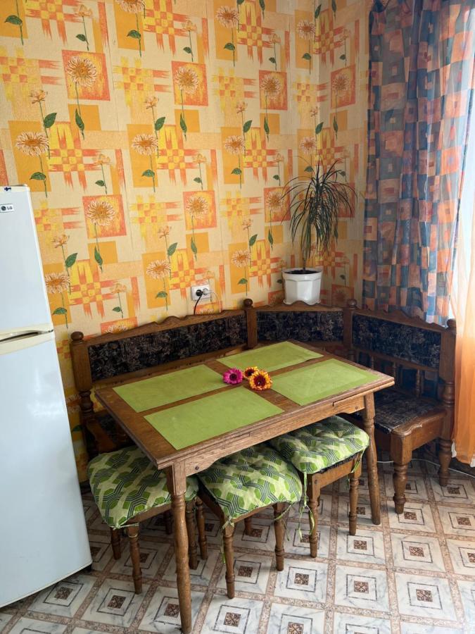 Apartment On Bukovinska Riwne Exterior foto